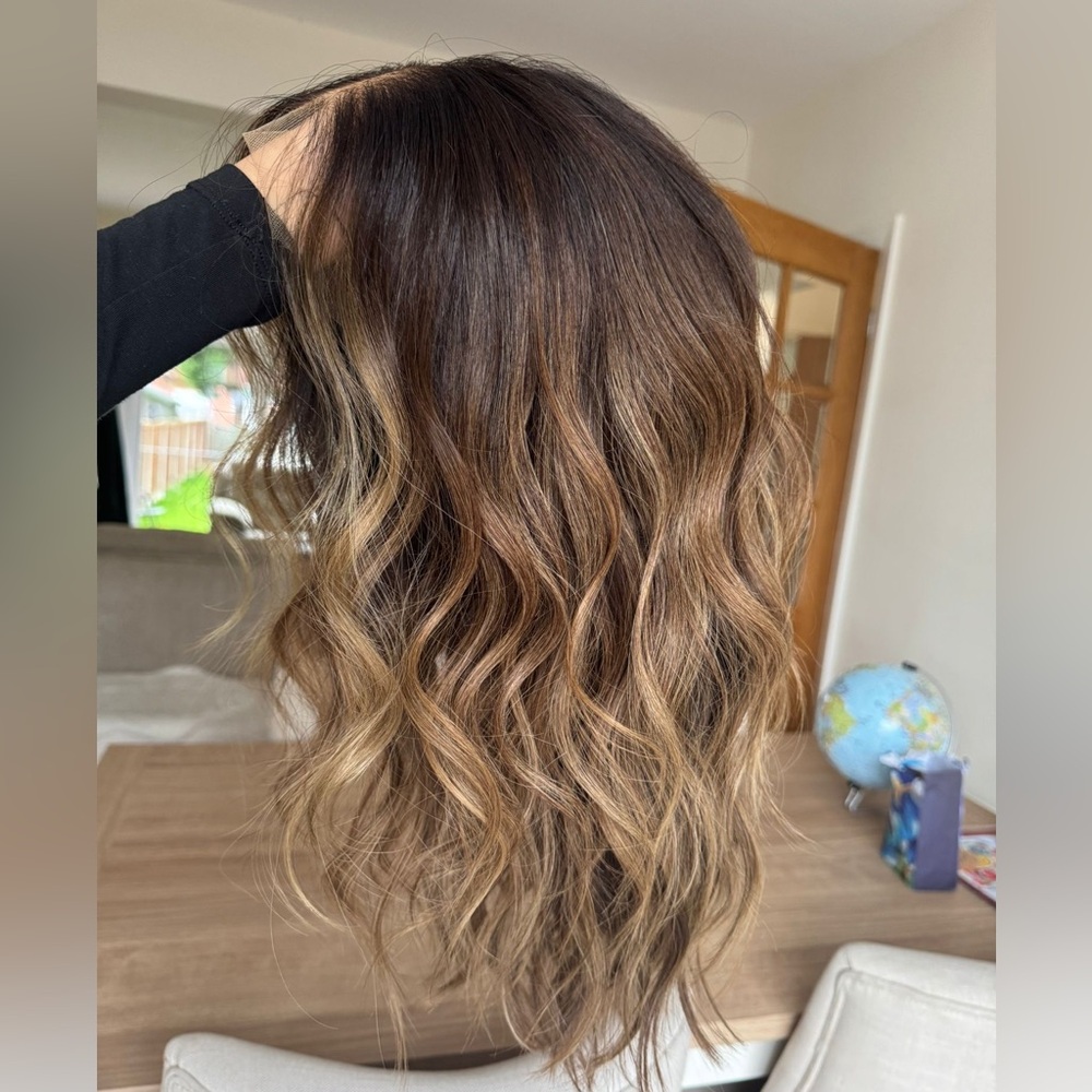 Brown Ombre Wavy Hair Extension _ Human hair - Never worn.